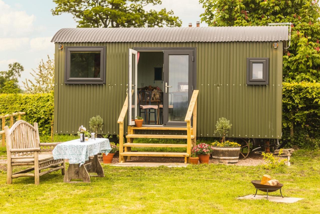 Mulsford Cottage Malpas  ภายนอก รูปภาพ